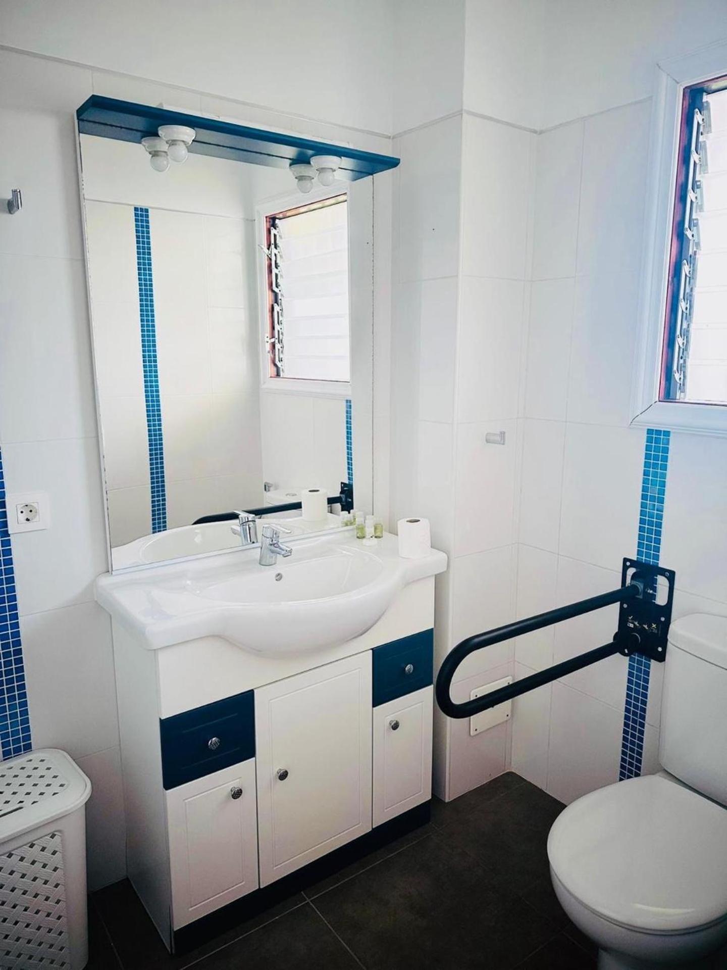 Cozy 2-Bed & Sofa-Bed Studio In Los Cristianos Dış mekan fotoğraf